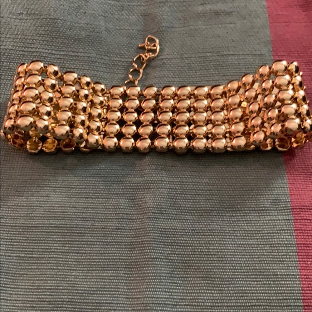 Gold choker